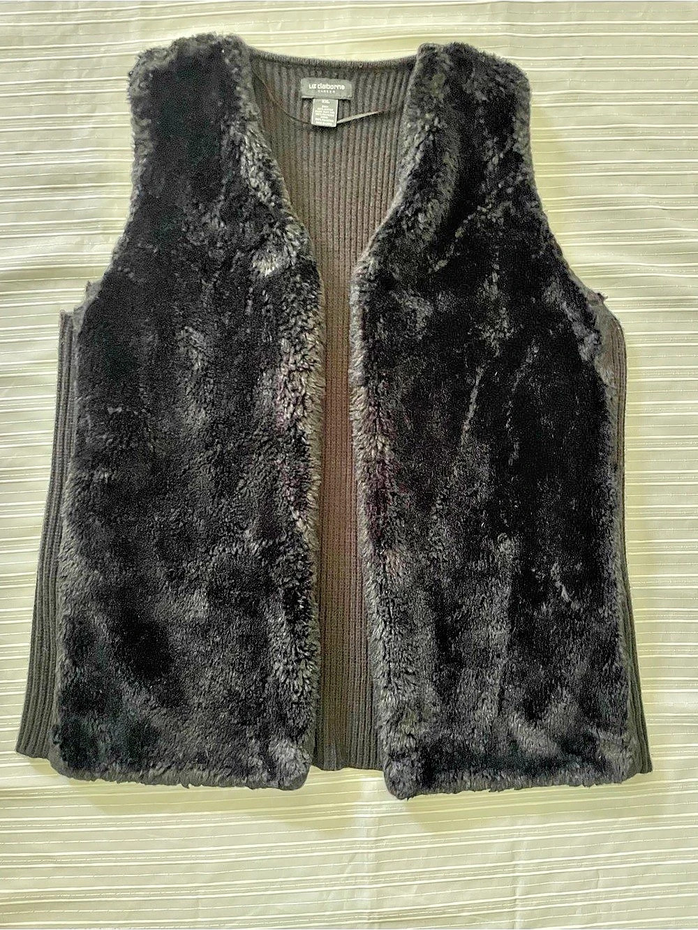 Liz Claiborne Faux Fur front Vest Black Size XXL grunge